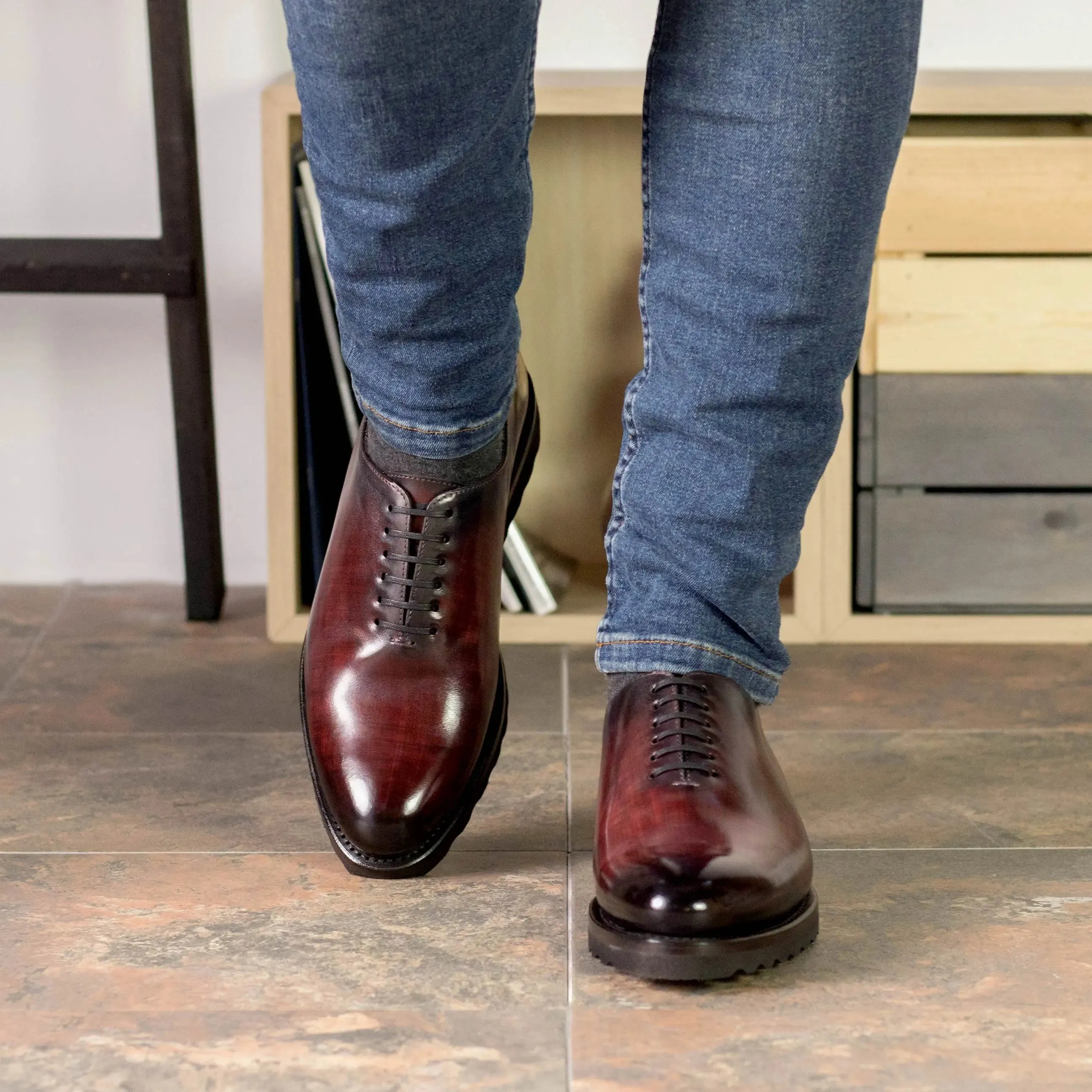 DapperFam Giuliano in Burgundy Men's Hand-Painted Patina Whole Cut