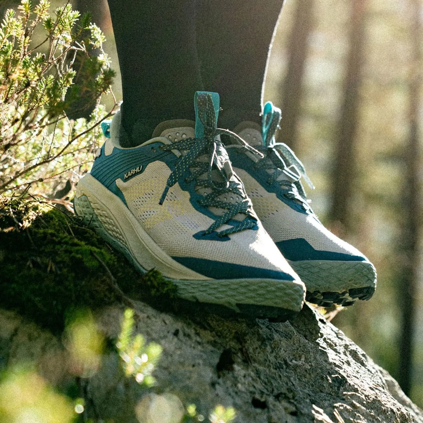 WOMEN'S IKONI TRAIL 1.0 - GLACIER GREY / MIDNIGHT