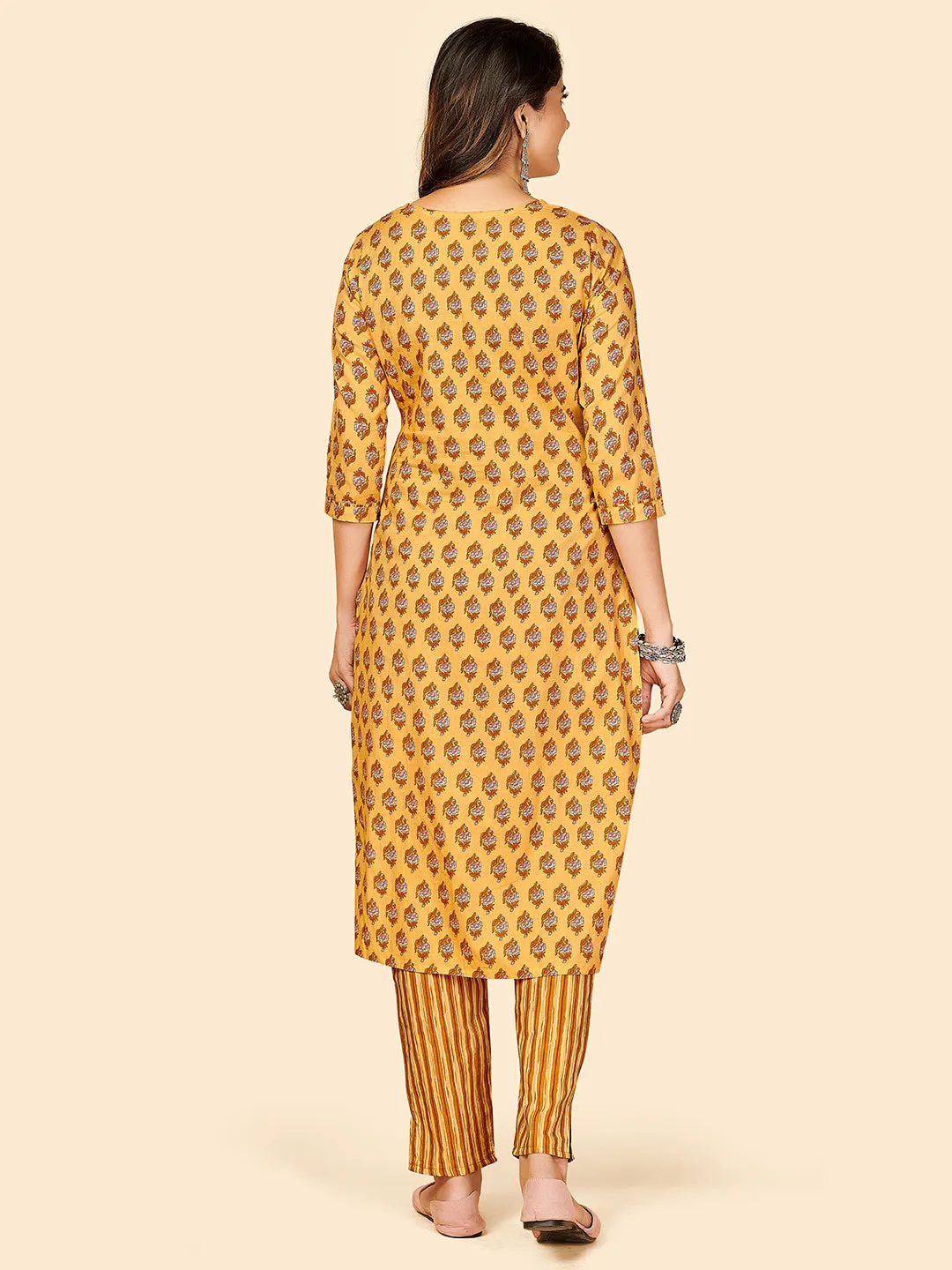 Women'S Printed & Sequience Work Straight Cotton Yellow Stitched Kurta With Pant