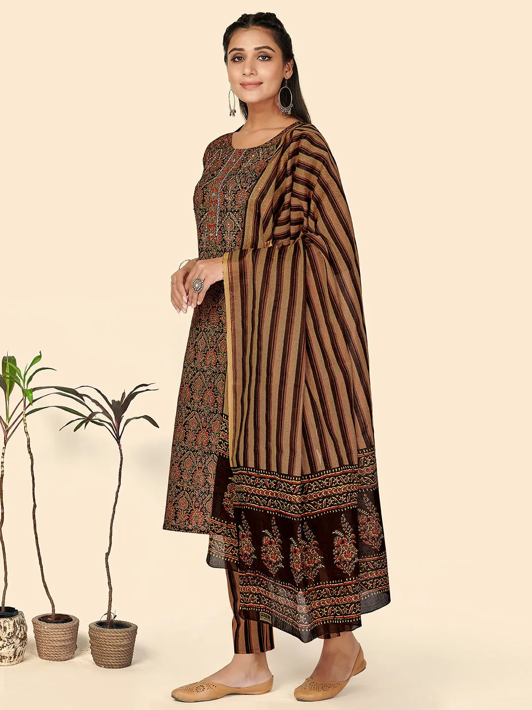 Women'S Sequience Straight Cotton Brown Stitched Kurta Pant With Dupatta